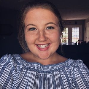 Meet your Posher, Katelyn